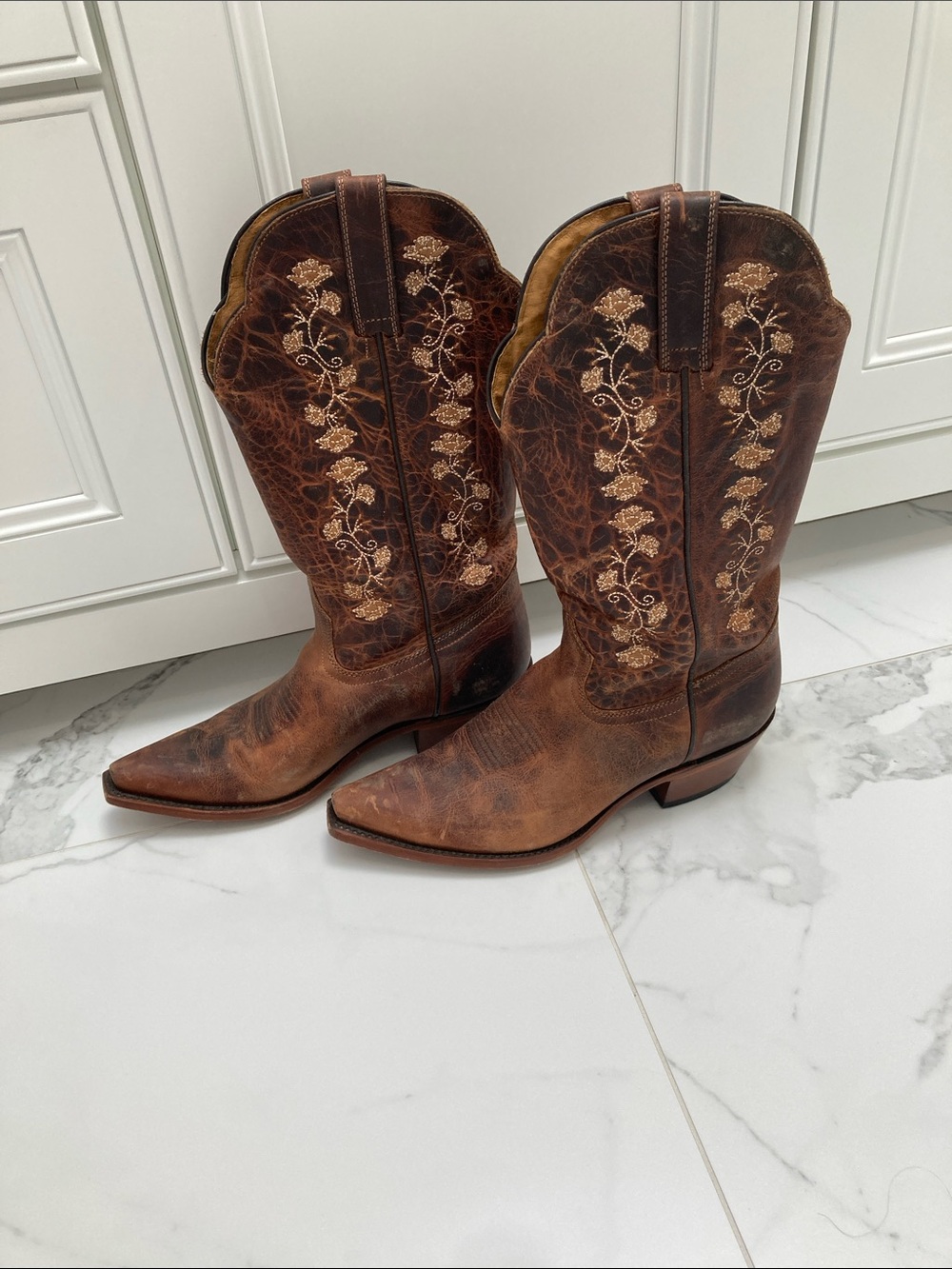 Women's Brown Embroidered Western Cowboy Boots